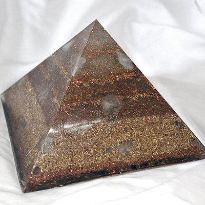 Orgone Pyramid Egypt XXL - Crystal Pyramid