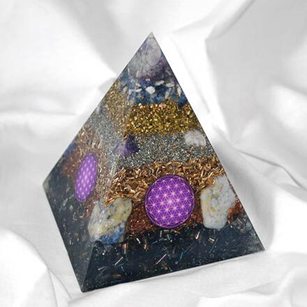 Orgone Pyramid Kepler L - Peace and Calm